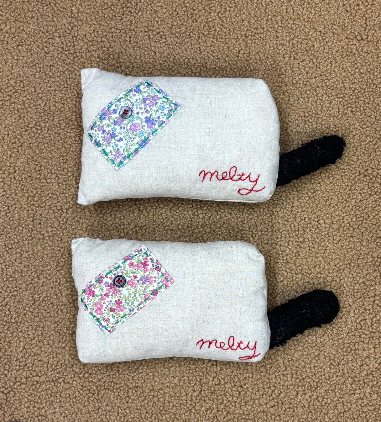 Melty&Micotyぬいぐるみ メルティのちょこっとクッション