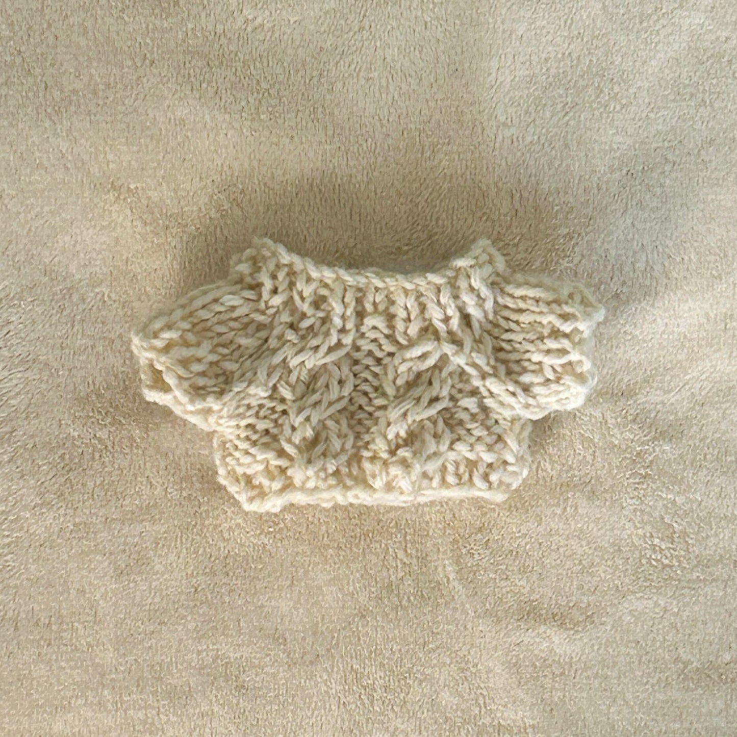 Melty&Micotyぬいぐるみ 縄編みセーターを着たメルティ